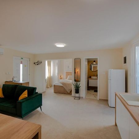 Studio Apartment Mare With Private Garden And Jacuzzi Винкуран Экстерьер фото