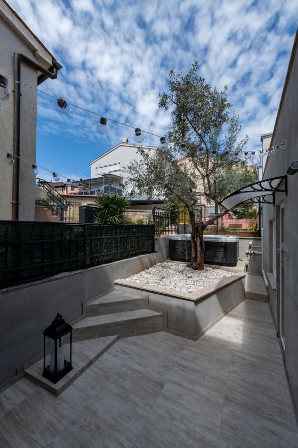 Studio Apartment Mare With Private Garden And Jacuzzi Винкуран Экстерьер фото